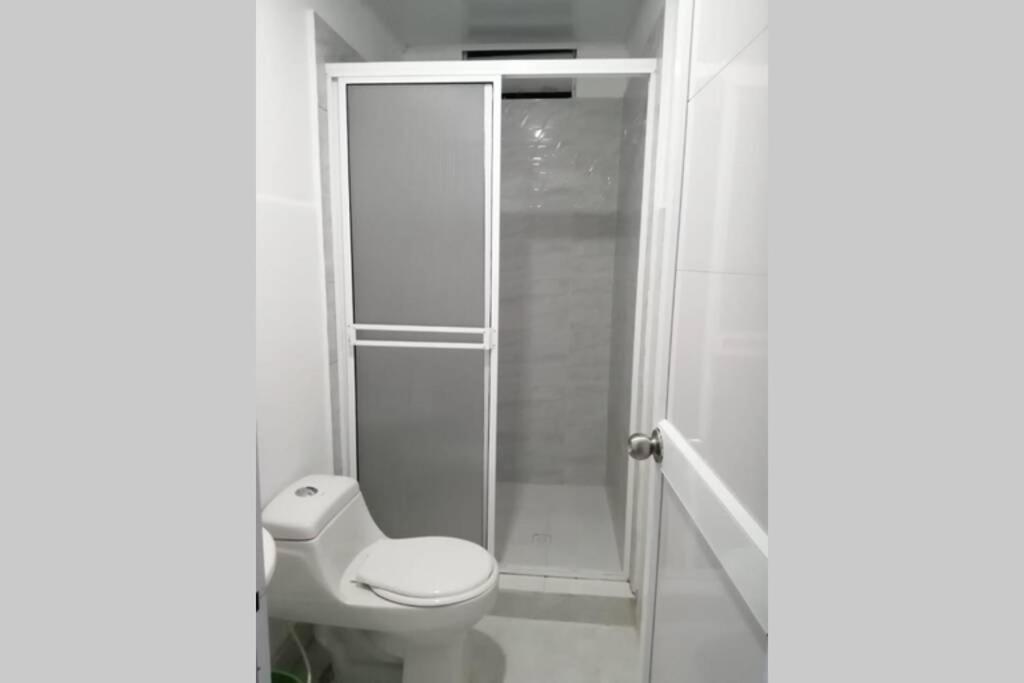 J.v.g. Apartment *