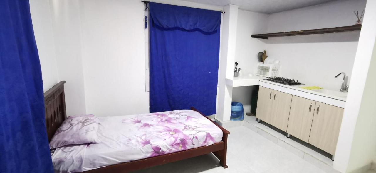J.v.g. Apartment *